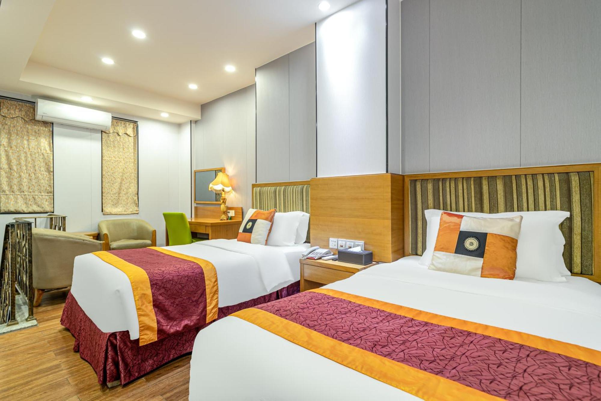 Royal Garden Hotel Гуанчжоу Экстерьер фото