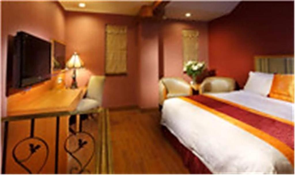 Royal Garden Hotel Гуанчжоу Экстерьер фото